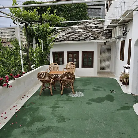 Old Bosnian House-3 Bedroom 모스타르