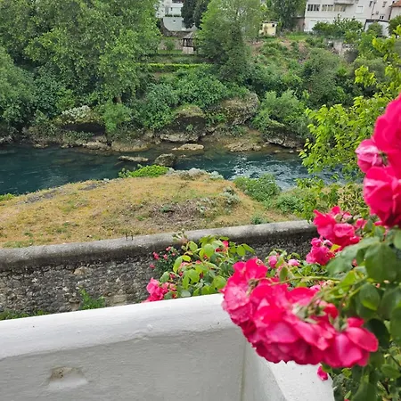 아파트 Old Bosnian House-3 Bedroom *