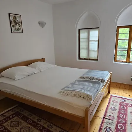 Old Bosnian House-3 Bedroom * Mostar